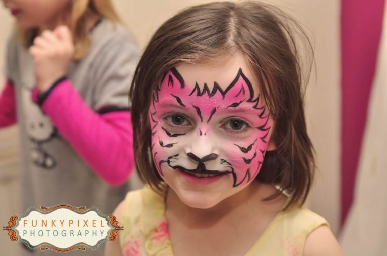 face painting by Glitterartzi