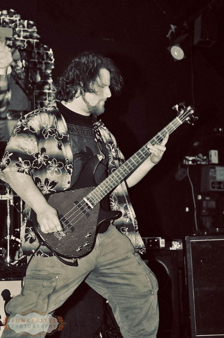 Shatterpoint at the Red Lion { Funky Pixel Photography Kent }