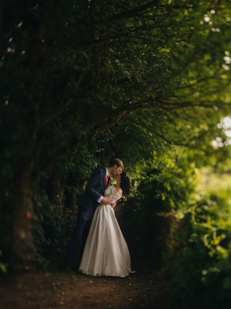 A rustic wedding at the museum of kent life