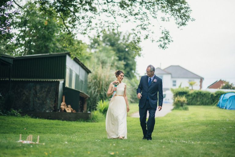 outdoors isle of wight wedding photographer