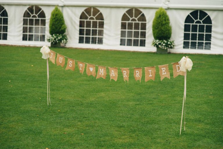 a beautiful wedding at mountains country house in kent