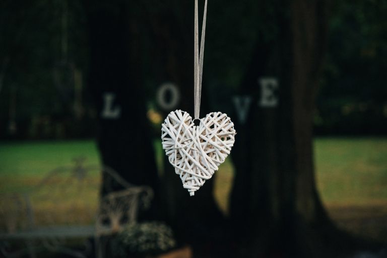 a beautiful wedding at mountains country house in kent