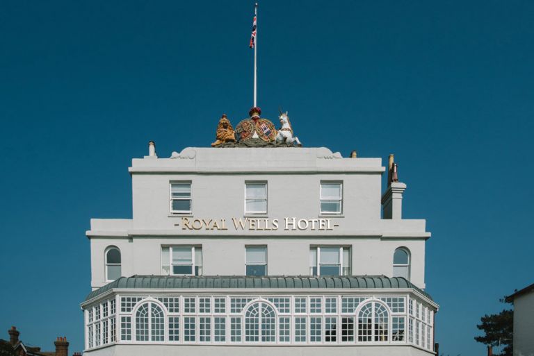 A wedding at high rocks in tunbridge wells